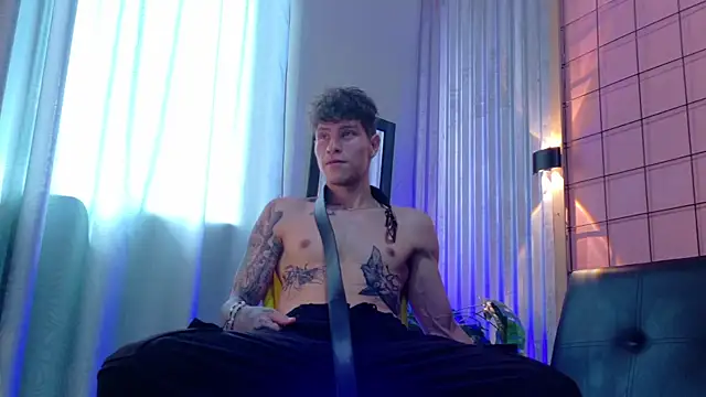 french sexx online show from January 15, 1:58 pm