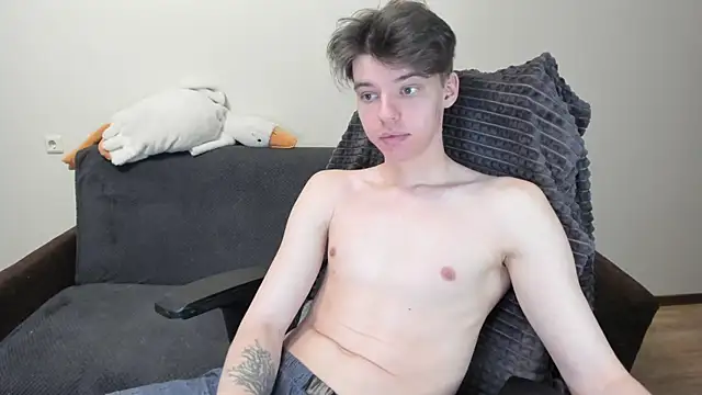 Liam sexy1 online show from December 14, 1:51 pm
