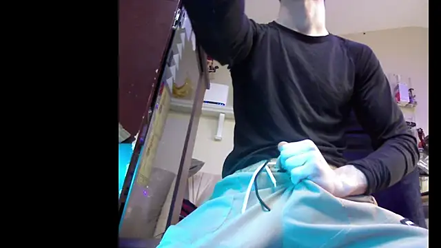 slendt94 online show from March 19, 6:57 am