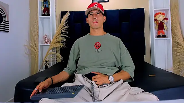 Jhonn Rhyss online show from October 10, 2:05 am