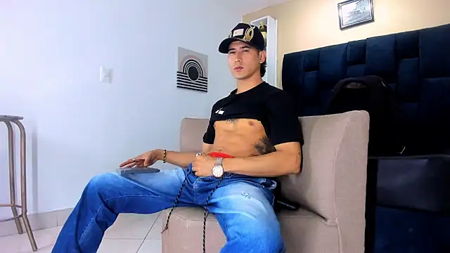 Jhonn Rhyss online show from October 11, 3:10 am