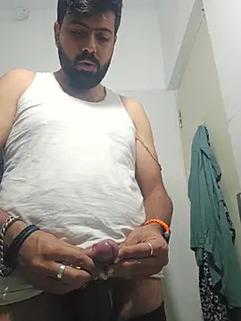 Hornie small Dick01 online show from December 16, 7:21 pm