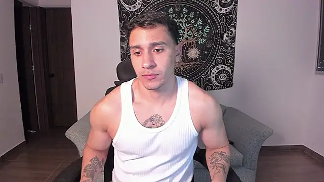 Snapshot of JayMarcos_ chatting on January 19, 11:43 pm JayMarcos  online show from January 19, 11:43 pm