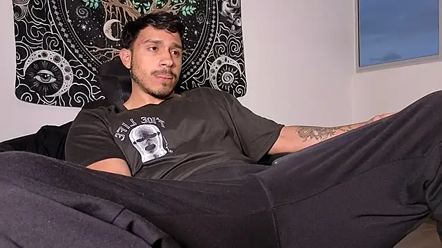 Snapshot of JayMarcos_ chatting on September 29, 11:00 pm JayMarcos  online show from September 29, 11:00 pm