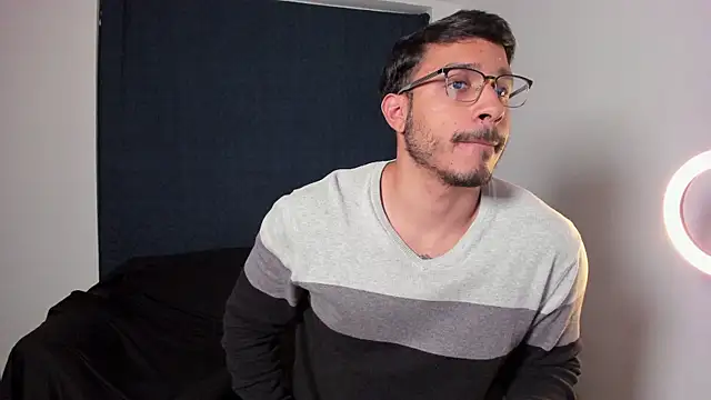 JayMarcos  online show from November 28, 11:06 pm