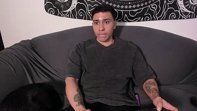 Snapshot of JayMarcos_ chatting on March 1, 3:53 am JayMarcos  online show from March 1, 3:53 am