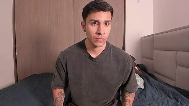 Snapshot of JayMarcos_ chatting on December 15, 3:45 am JayMarcos  online show from December 15, 3:45 am