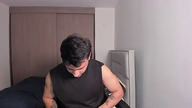 Snapshot of JayMarcos_ chatting on December 27, 4:47 am JayMarcos  online show from December 27, 4:47 am