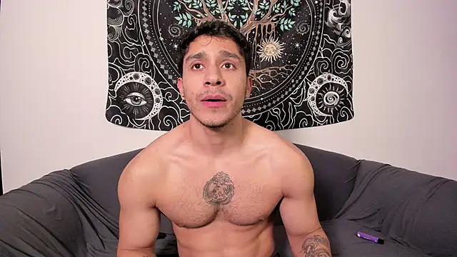 Snapshot of JayMarcos_ chatting on February 27, 4:31 am JayMarcos  online show from February 27, 4:31 am