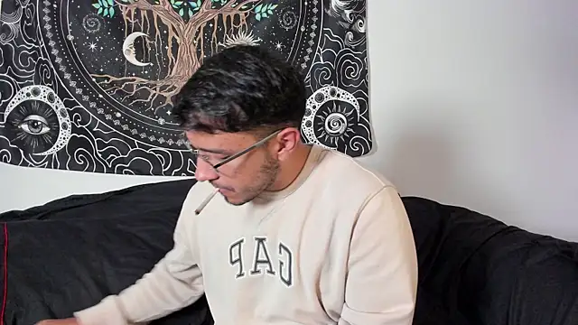 Snapshot of JayMarcos_ chatting on October 24, 3:30 am JayMarcos  online show from October 24, 3:30 am