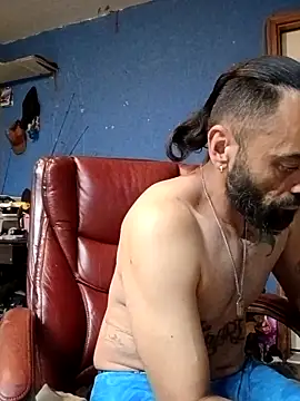 C8L3U online show from March 4, 6:53 am