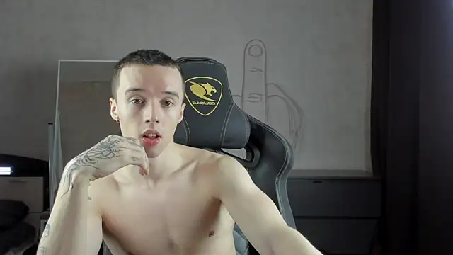 MasonWarholl online show from January 4, 5:37 pm