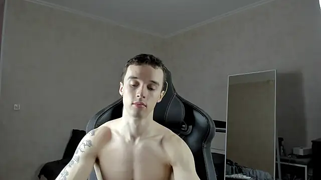 MasonWarholl online show from January 31, 8:54 am