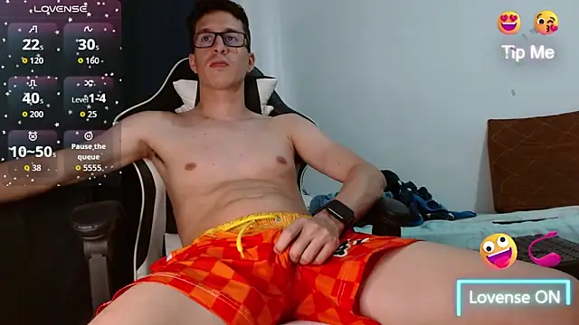 Snapshot of Jhonny_hot_s chatting on September 17, 7:26 pm Jhonny hot s online show from September 17, 7:26 pm