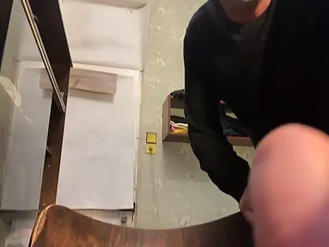 Ariel Ari online show from January 3, 11:35 am