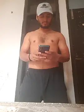 Snapshot of Desiglass_sex chatting on October 21, 7:33 am Desiglass sex online show from October 21, 7:33 am