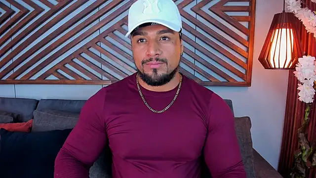 MikeEstevess online show from April 10, 7:32 pm