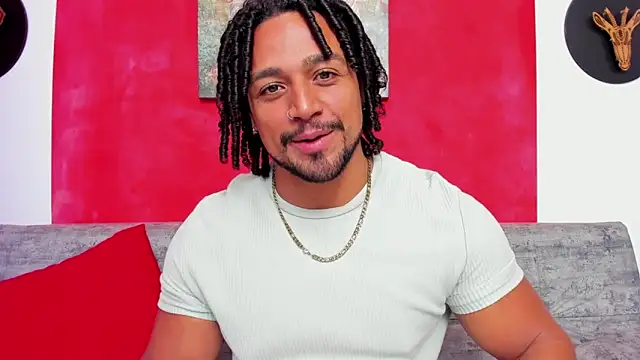 MikeEstevess online show from December 11, 11:10 am