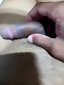 leogomesplus 69 online show from December 19, 3:29 am