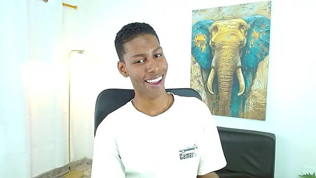 maiki18  online show from November 7, 8:56 pm