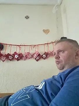 ShyBoy1982 online show from February 17, 3:42 pm