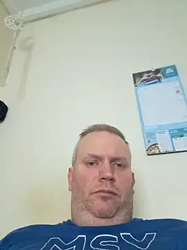 ShyBoy1982 online show from February 16, 1:05 pm