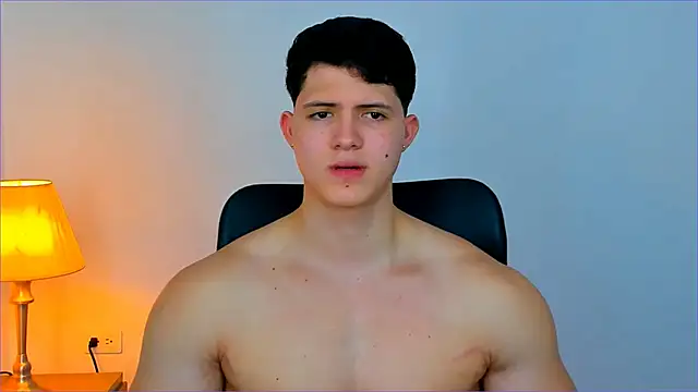 Hazzan Velez online show from February 19, 1:18 am