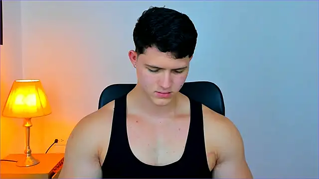 Hazzan Velez online show from February 12, 11:30 pm