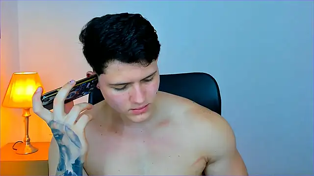 Hazzan Velez online show from February 25, 11:44 pm