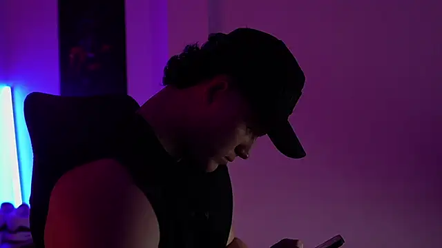 Hazzan Velez online show from September 13, 9:05 pm