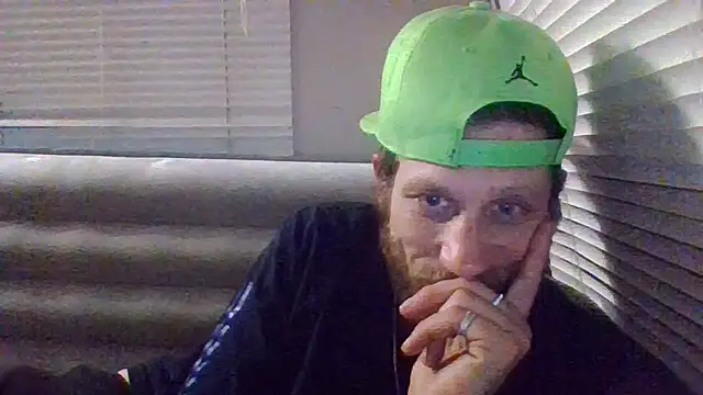 Snapshot of terry2big4u24 chatting on January 11, 9:04 am terry2big4u24 online show from January 11, 9:04 am