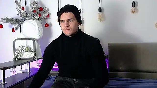 CarterCole online show from January 10, 7:25 am