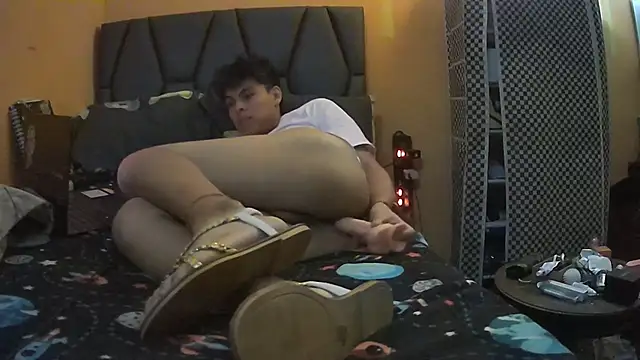 diegotorresd2312 online show from November 8, 2:15 am