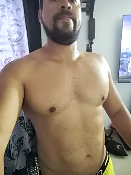 Snapshot of LatinMar chatting on February 17, 1:10 pm LatinMar online show from February 17, 1:10 pm