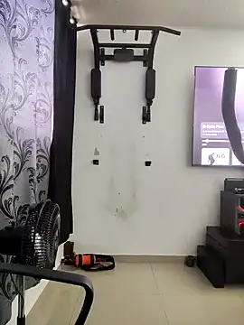 Snapshot of LatinMar chatting on January 27, 1:19 pm LatinMar online show from January 27, 1:19 pm