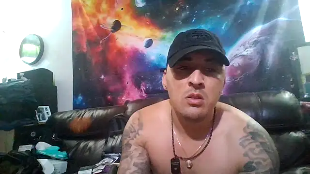 Snapshot of Antoniothedon chatting on October 27, 2:14 am Antoniothedon online show from October 27, 2:14 am
