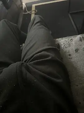 Big-dick 1 online show from March 2, 6:26 pm