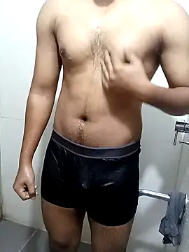 Snapshot of hottboy_39 chatting on January 6, 11:29 am hottboy 39 online show from January 6, 11:29 am