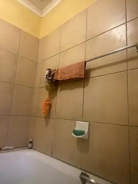 Moorella1 online show from December 3, 4:46 pm