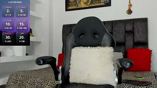 MattRodriguez9 online show from January 14, 9:45 am