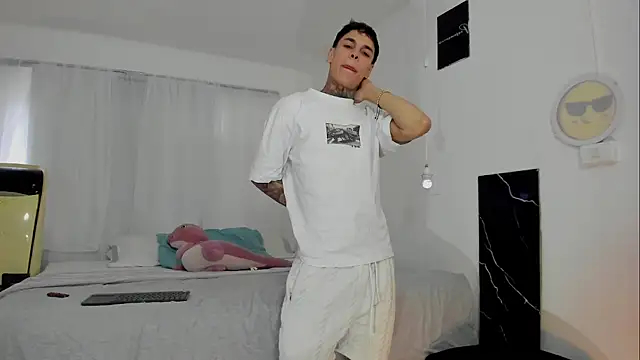 Jordyrodriiguez online show from December 19, 8:39 pm