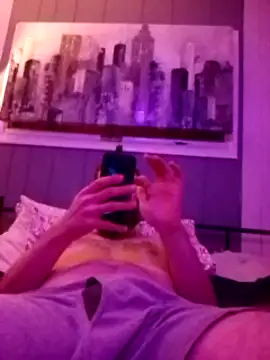 Snapshot of otterlover123 chatting on January 5, 6:56 am otterlover123 online show from January 5, 6:56 am