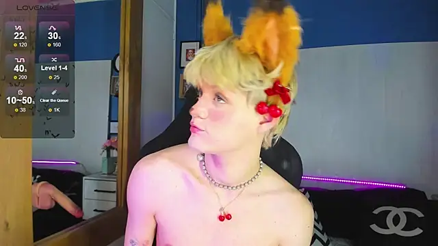 VladHellsing4 online show from November 29, 2:41 pm