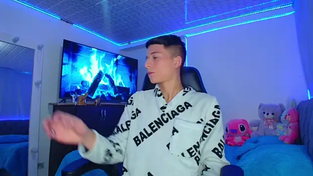 bryamer 19 online show from January 24, 1:03 am