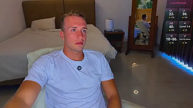 Snapshot of tommy_cumfinger chatting on September 14, 5:42 am tommy cumfinger online show from September 14, 5:42 am