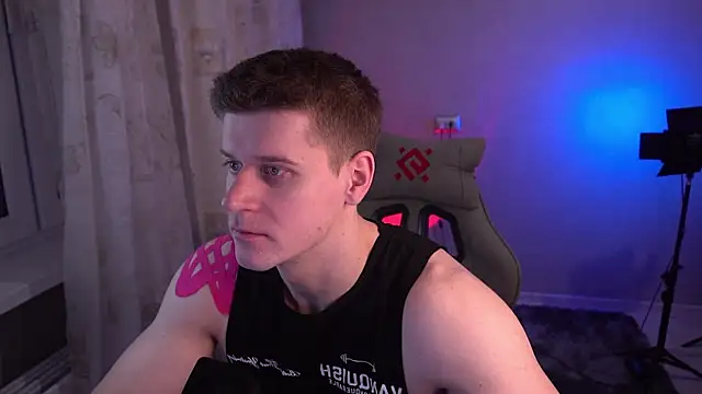 Bruno Banani online show from November 21, 5:12 pm