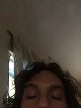 xxb0y1 online show from February 13, 9:39 pm