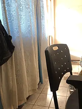 xxb0y1 online show from February 14, 7:23 pm