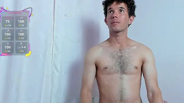 Snapshot of hghilltop chatting on October 24, 8:10 pm hghilltop online show from October 24, 8:10 pm