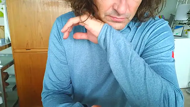 costanza7070 online show from February 11, 12:48 am